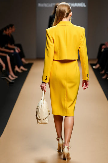 Robe de travail deux pièces fourreau jaune